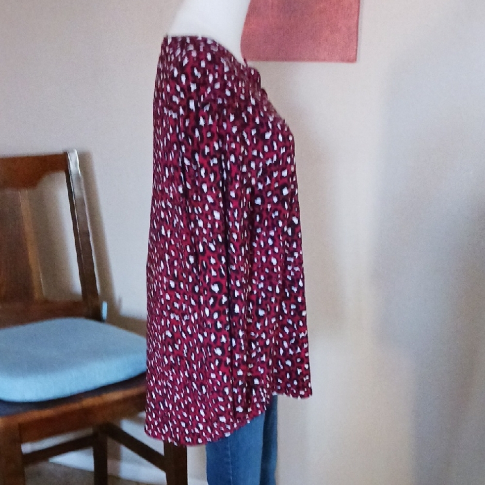 Anne Klein Red and White Patterned Blouse - Picture 6 of 13